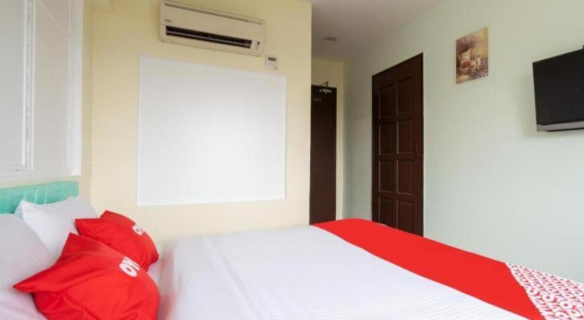 Oyo 89717 Budget Star Hotel Kuala Lumpur Exterior foto